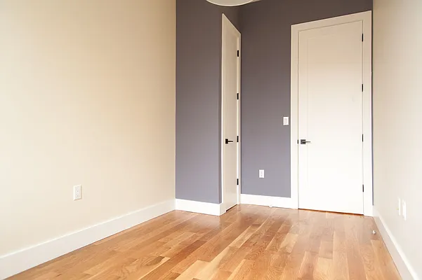 Rented by Nooklyn NYC LLC | media 96