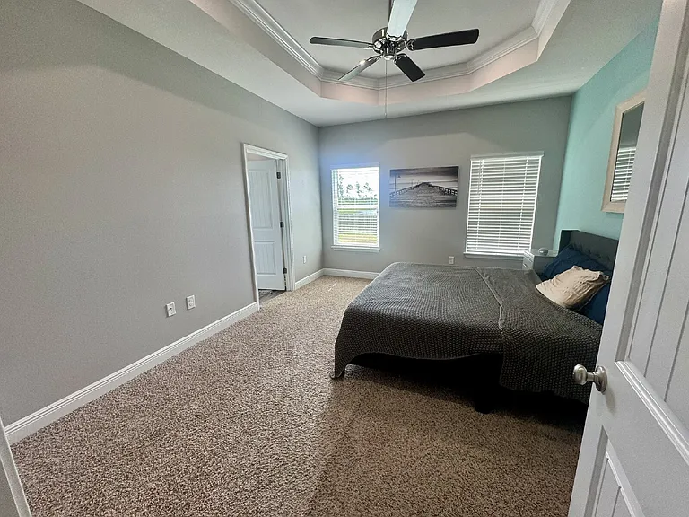 806 Cason Cir — Photo 4