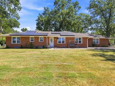 10921 Blue River Rd, Kansas City, MO, 64131