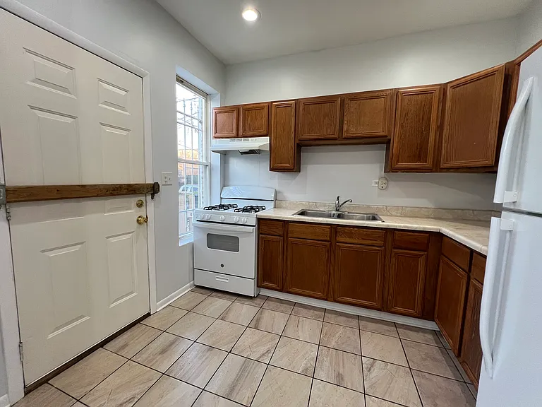 2722 W Maypole Ave #2722 — Photo 20