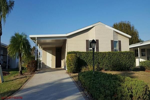 Home For Sale In Savanna Club