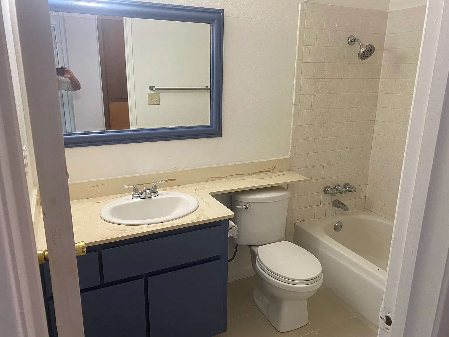 1 bed, 725 sqft, $1,350 — Photo 4