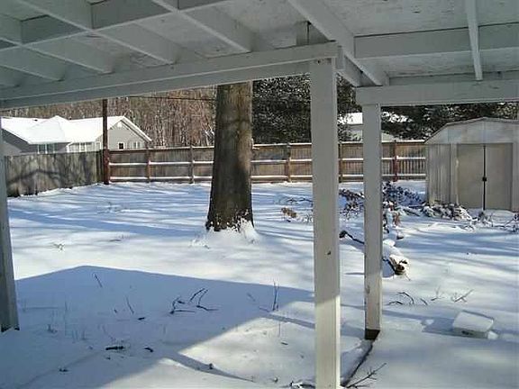 5th image of 57830 Appletree Ln