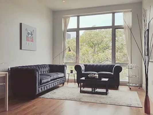 Sold by R New York | media 15