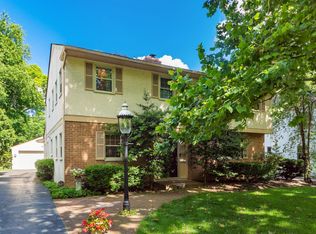 160 S Merkle Rd, Bexley, OH 43209