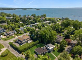 1010 Nautilus Ln, Mamaroneck, NY 10543