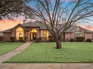 510 Springbranch Dr, Keller, TX 76248