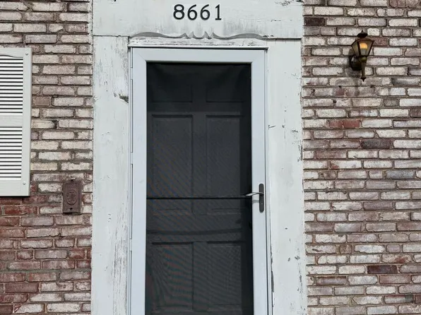 8661 Litzsinger Rd, Saint Louis, MO 63144