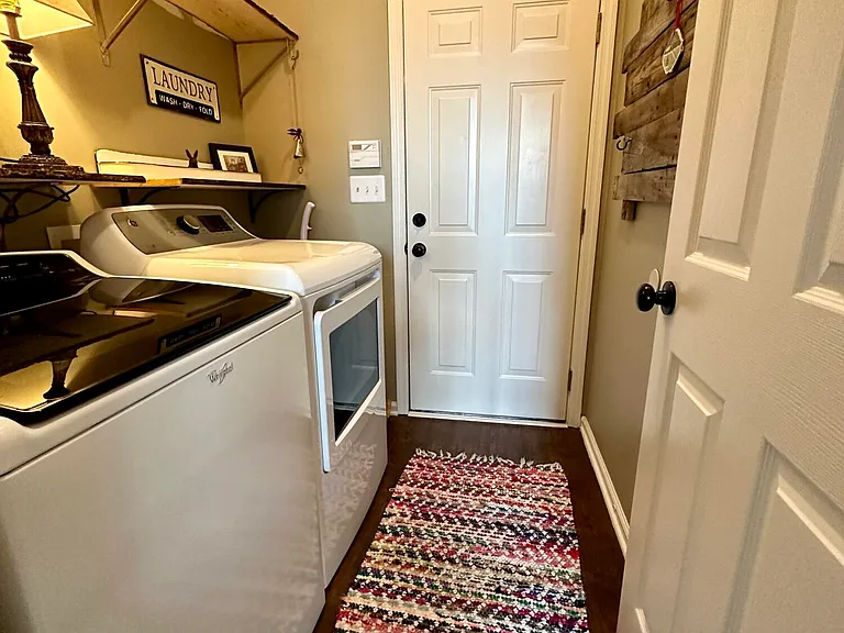 1324 Heidiho Way — Photo 11