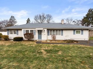 4 Dwight Ave, Natick, MA 01760