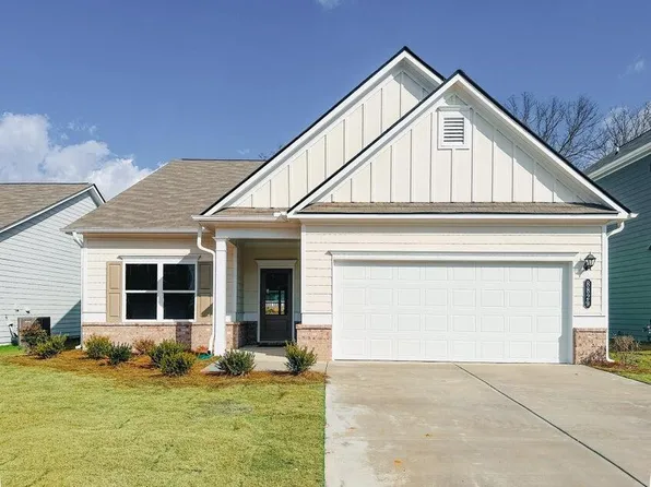 8829 Meadowvale Ct, Ooltewah, TN 37363