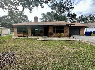3416 Hillgrove Rd, Valrico, FL 33596
