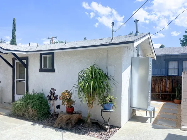 1015 College Ave APT B, Redlands, CA 92374