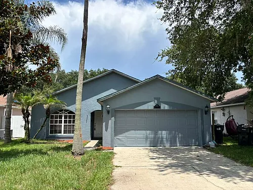 2713 Palm Isle Way Photo 1