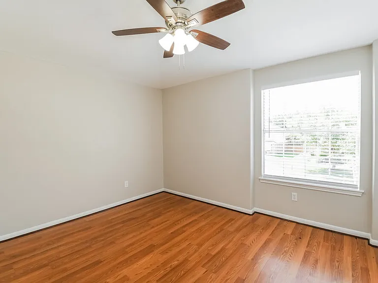 1060 Cabot Cv — Photo 13