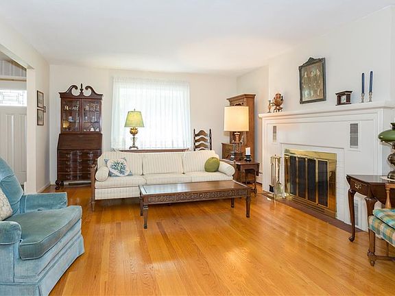 5th image of 111 Cleveland Blvd