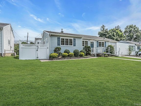 3rd image of 8 Gerhard Road
