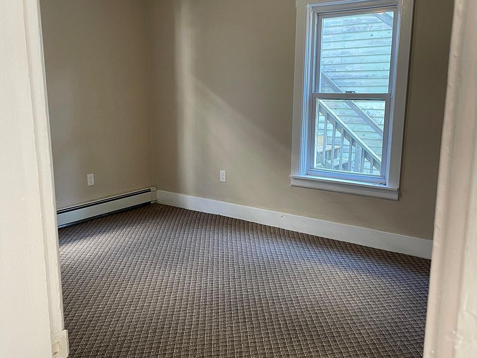 178 Mechanic St Southbridge MA Zillow