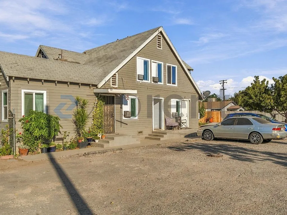 1323 Monterey Ave #4
