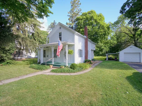 320 Hanover St, Concord, MI 49237