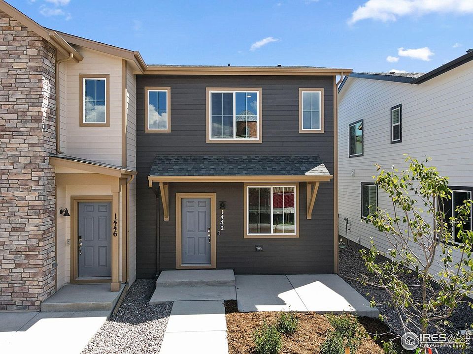 1st image of 1442 Coral Pl
