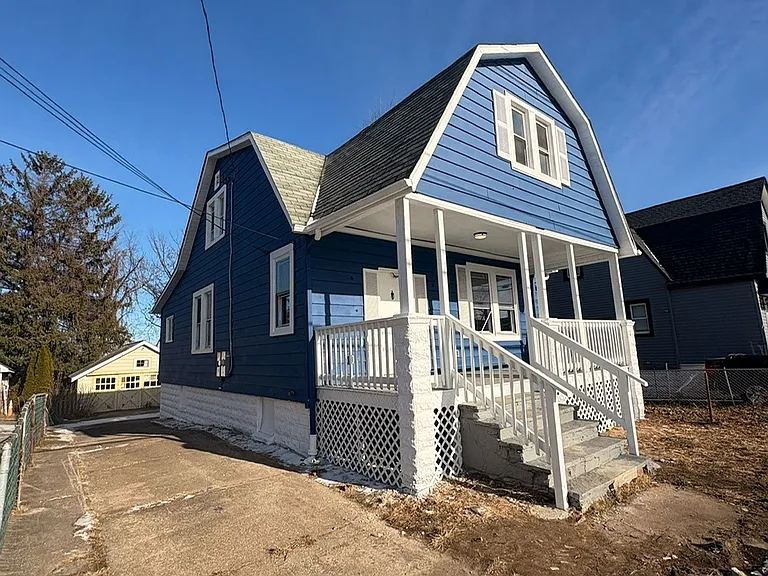 2924 Putty Hill Ave — Photo 6