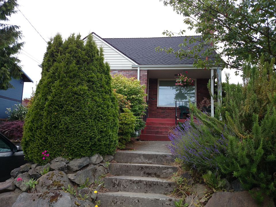 2nd image of 7213 32nd Ave NW