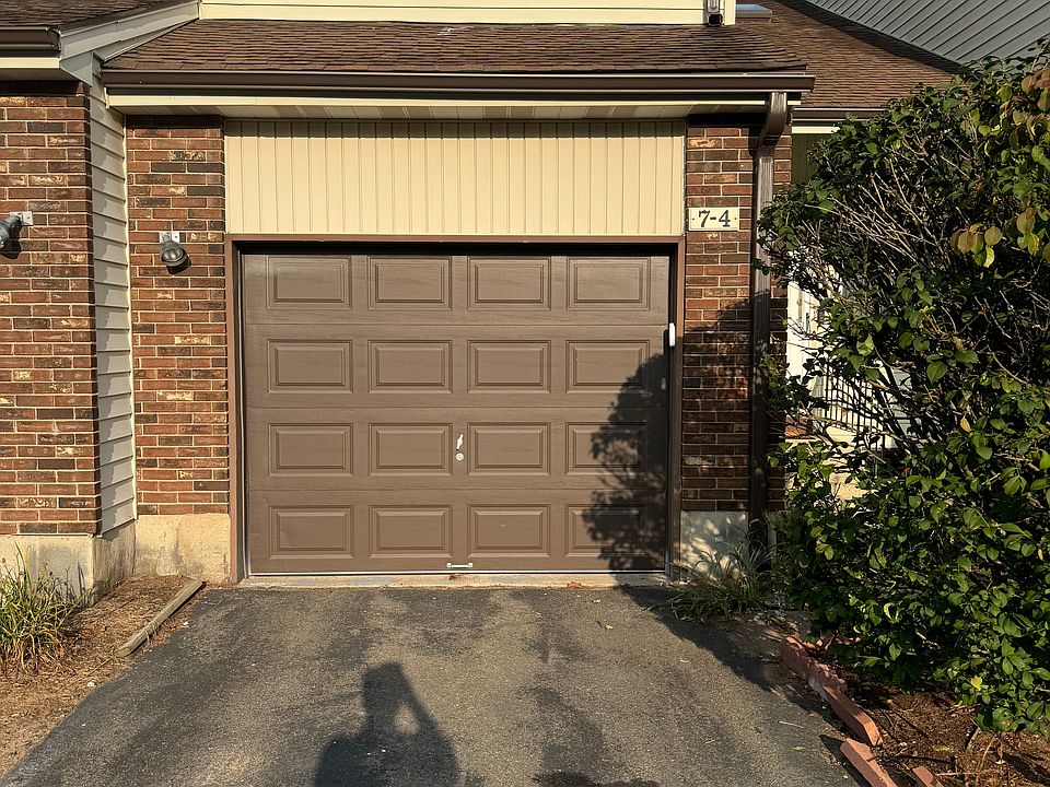 1st image of 7-4 Foncine Ln