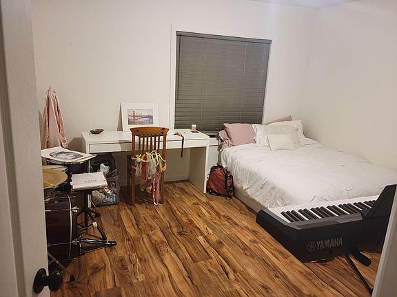 5th image of 7130 Shoreline Dr Unit 1207