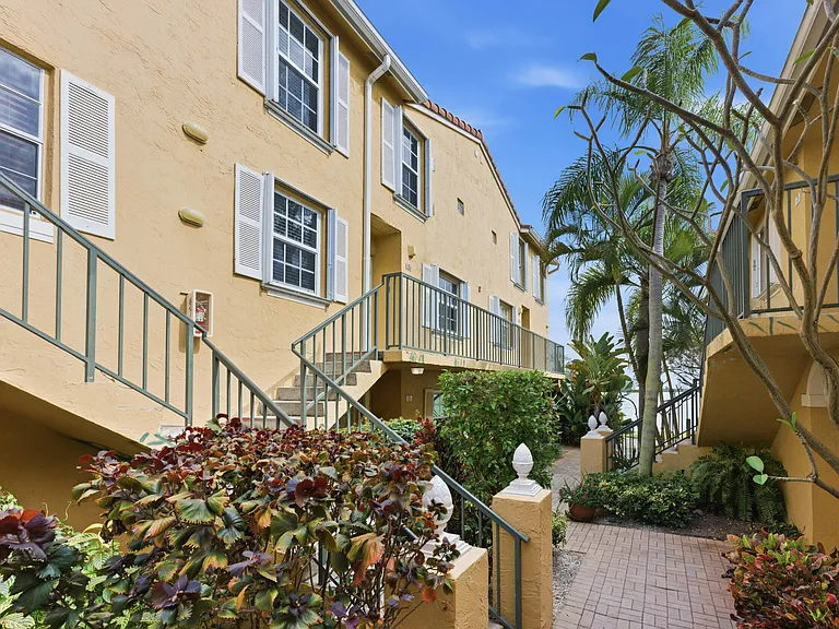 1155 Lake Shore Dr #202 — Photo 48