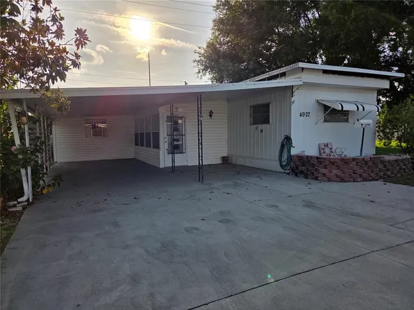 4927 Coral St, Zephyrhills, FL 33542