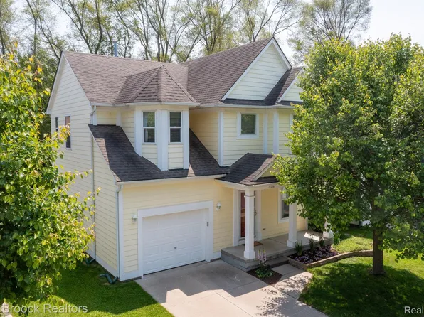 57296 Curtis St, Washington, MI 48094
