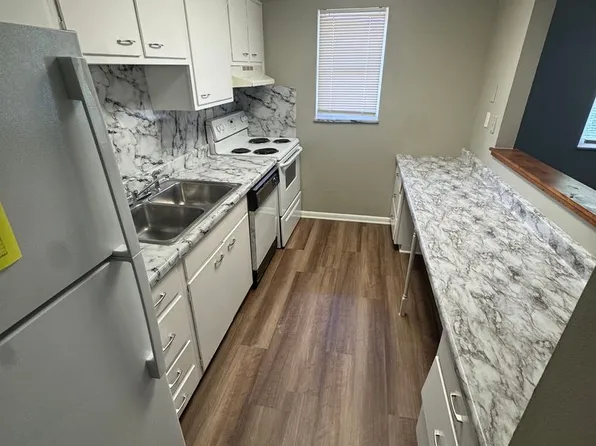 Hikes Point Apartments, 3012 Pamela Way #3117-7, Louisville, KY 40220