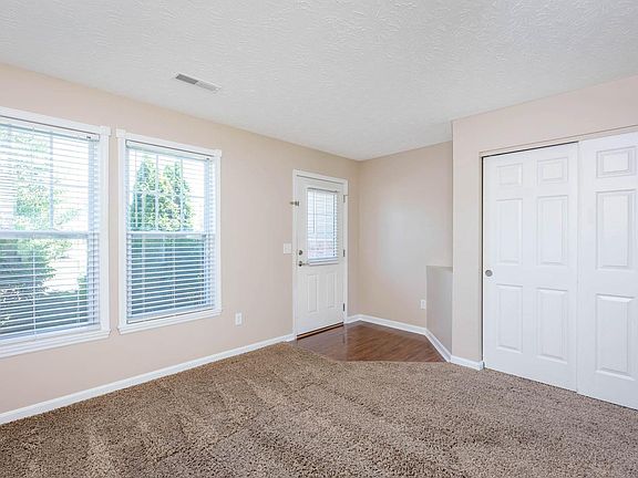 2nd image of 5585 Sterling Ct