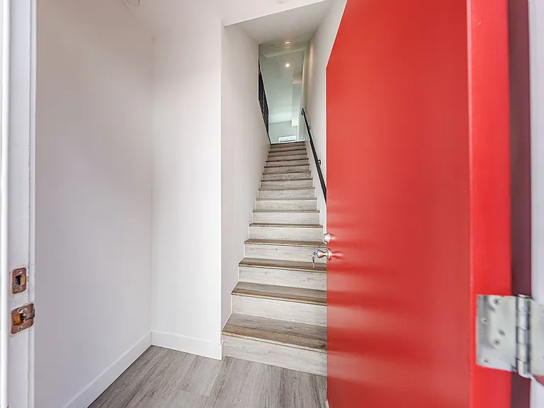 3015 Alsace Ave — Photo 49