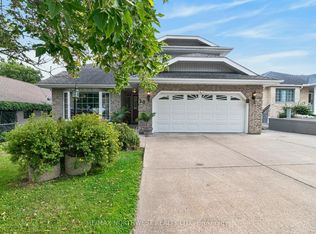 30 Sandstone Pl, Kenora, ON P9N4E3