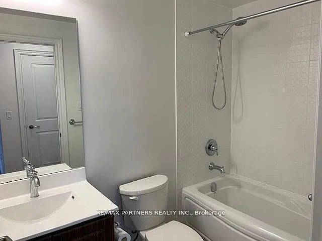 38 Cedarland Dr #605 — Photo 8