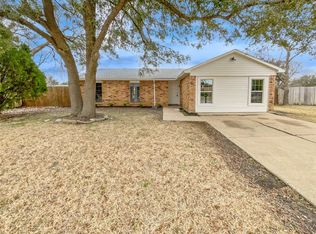 5800 Mimosa Ln, Rowlett, TX 75089