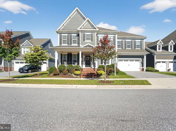 6408 Paddington St, Middle River, MD 21220