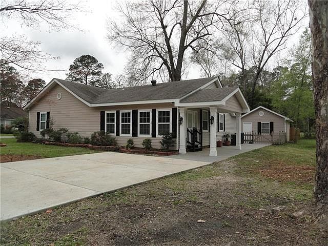 1st image of 216 Highland Dr