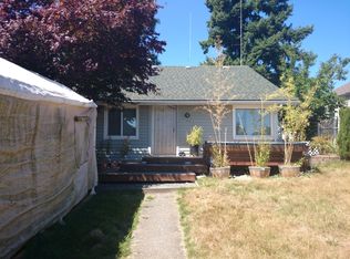 7953 34th Ave SW, Seattle, WA 98126