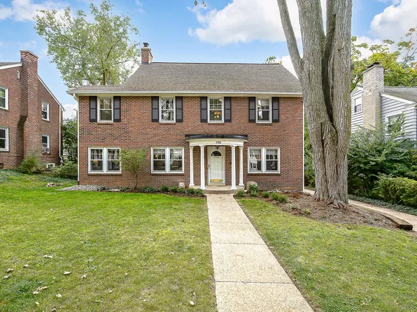 1704 Shadford Rd, Ann Arbor, MI 48104