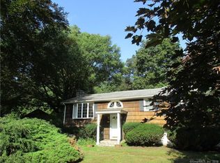 14 High Plains Rd, Branford, CT 06405