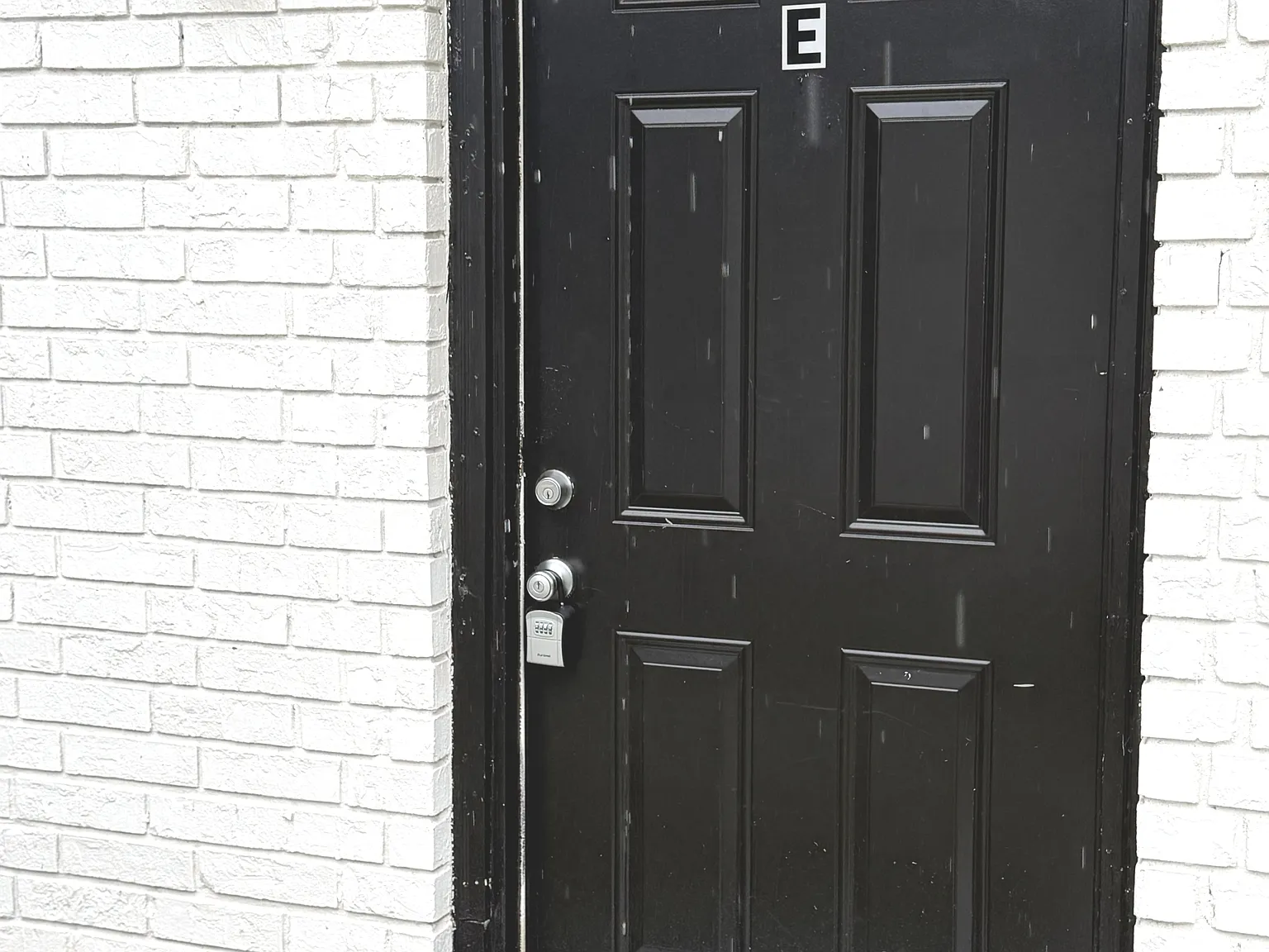 2501 Lumpkin Court - E — Photo 2