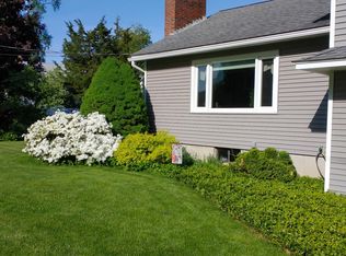 13 Wingate St, Hampton, NH 03842