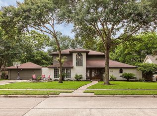 315 Hickory Ridge Dr, Seabrook, TX 77586