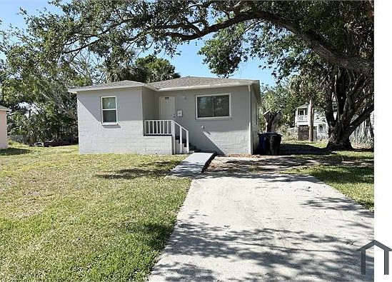 1st image of 939 28th Ave S