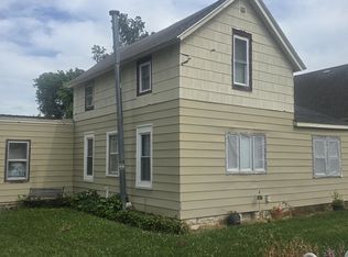 1924 4th St, Perry, IA 50220