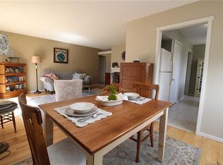234 Heritage Vlg #D, Southbury, CT 06488