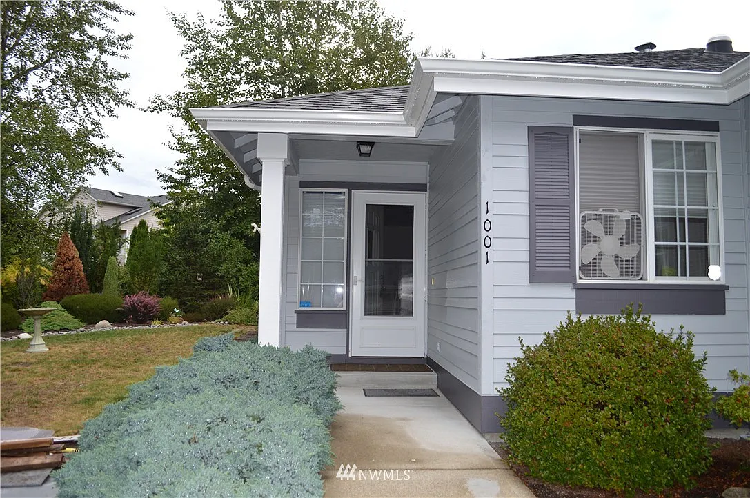 1001 5th Street photo 1